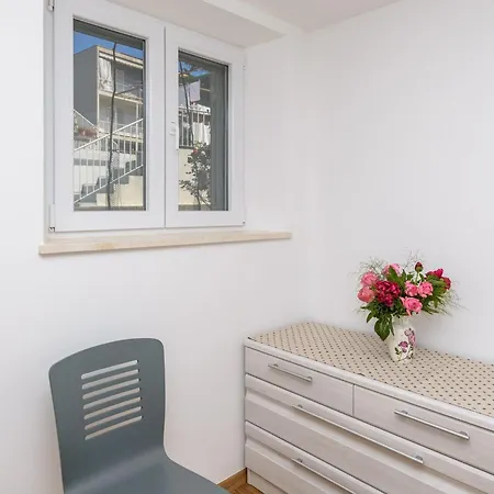 Pavlina - One Bedroom With Terrace * دوبروفينك