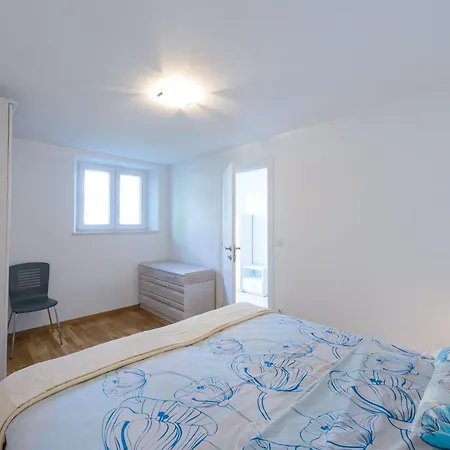 Pavlina - One Bedroom With Terrace Apartment *