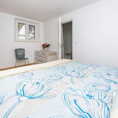 아파트 Pavlina - One Bedroom With Terrace 두브로브니크