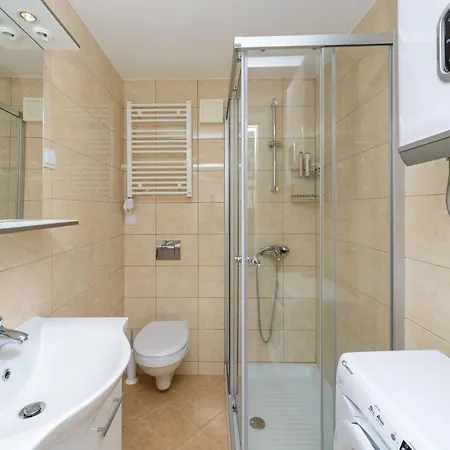 Pavlina - One Bedroom With Terrace 아파트 *