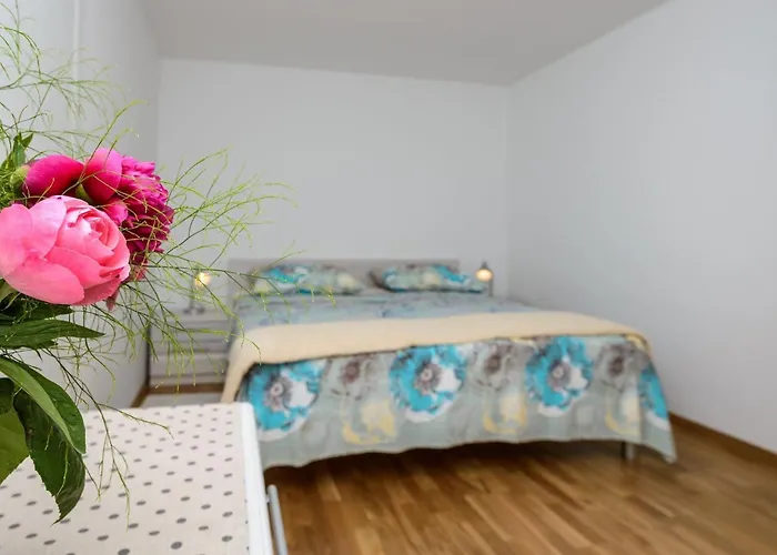 Pavlina - One Bedroom With Terrace דוברובניק